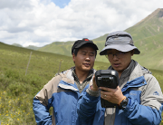 測繪戰士在青海，山下的測繪尖兵